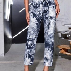 NWT, pair of L, tie dye, jeans